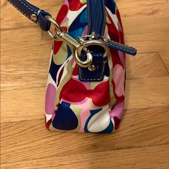 Coach purse - Picture 3 of 5